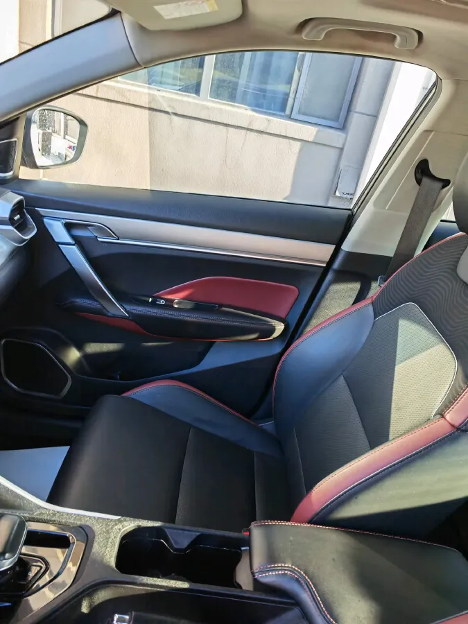 2021 Geely Coolray 1.4T 141HP L4 6DCT,autocango,china used car exporter,china ev exporter,chinese used car exporter,chinese used ev exporter