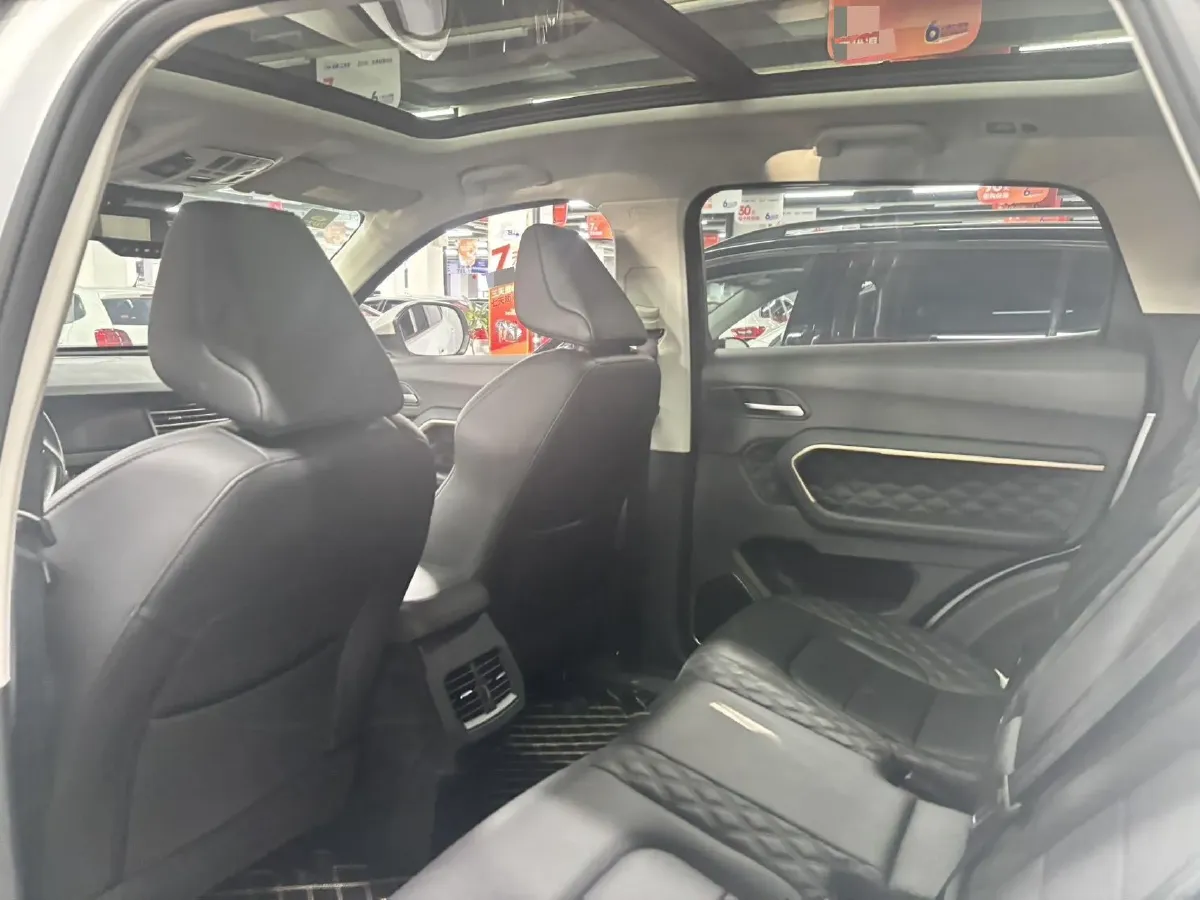 2020 Haval H6 1.5T 169HP L4 7DCT,autocango,china used car exporter,china ev exporter,chinese used car exporter,chinese used ev exporter