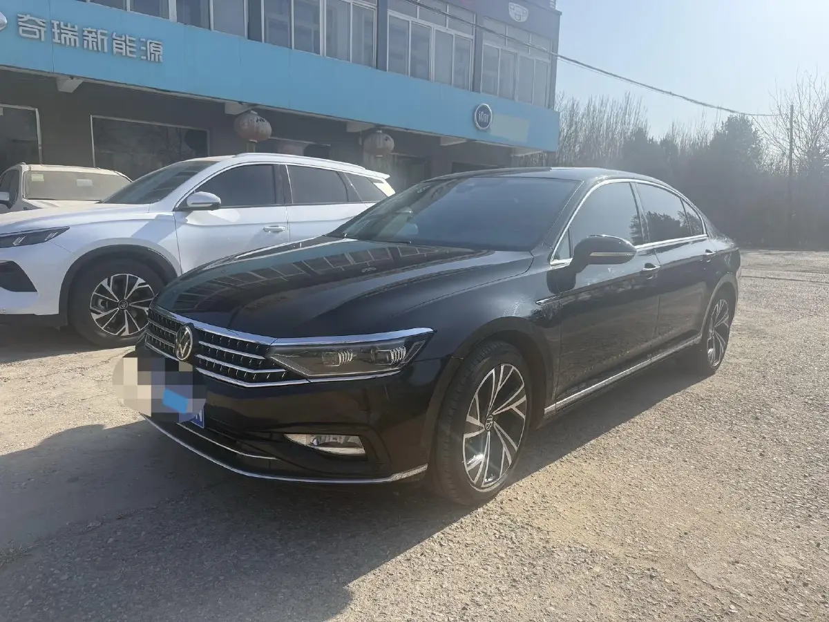 2020 Volkswagen Magotan 2.0T 220HP L4 7DCT
