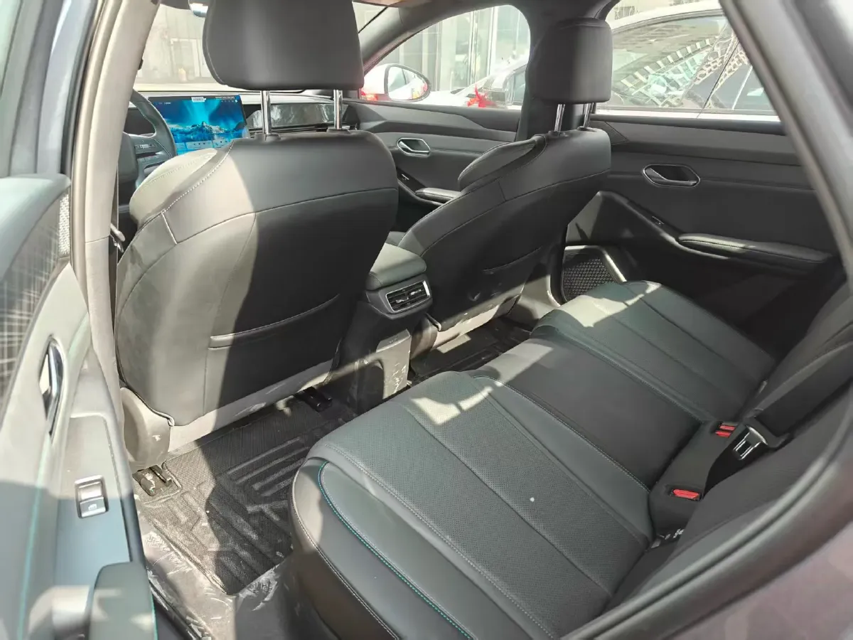 2025 BYD QinL BEV,autocango,china used car exporter,china ev exporter,chinese used car exporter,chinese used ev exporter