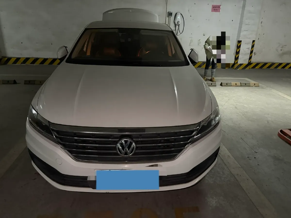 2018 Landwind XiaoYao 1.5T 163HP L4 CVT,autocango,china used car exporter,china ev exporter,chinese used car exporter,chinese used ev exporter