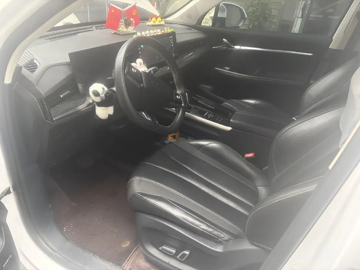 2022 Roewe RX5 MAX 1.5T 181HP L4 6AT,autocango,china used car exporter,china ev exporter,chinese used car exporter,chinese used ev exporter