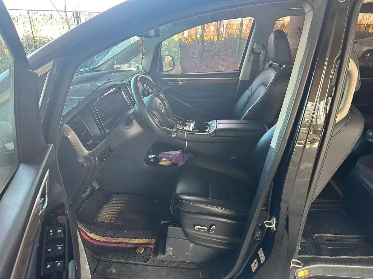 2023 GAC Trumpchi M8 2.0T 252HP L4 8AT,autocango,china used car exporter,china ev exporter,chinese used car exporter,chinese used ev exporter