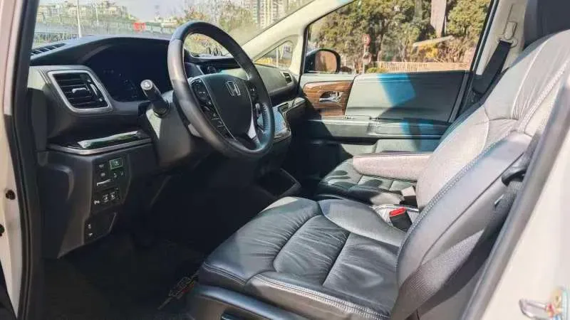 2021 Honda Odyssey 2.0L 146HP L4 E-CVT Hybrid,autocango,china used car exporter,china ev exporter,chinese used car exporter,chinese used ev exporter