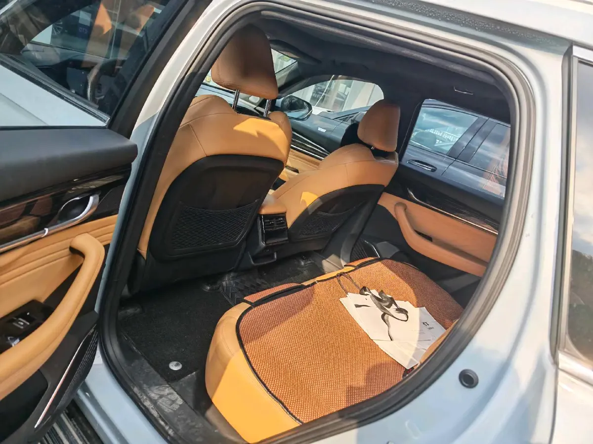 2022 Geely Monjaro 1.5T 150HP L3 3DHT PHEV 41.2KWH,autocango,china used car exporter,china ev exporter,chinese used car exporter,chinese used ev exporter