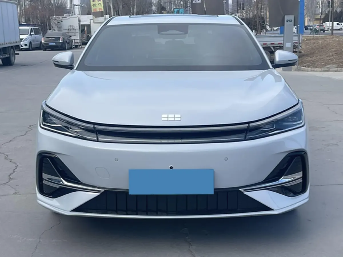 2025 Geely Galaxy A7 1.5L 112HP L4 1DHT PHEV,autocango,china used car exporter,china ev exporter,chinese used car exporter,chinese used ev exporter