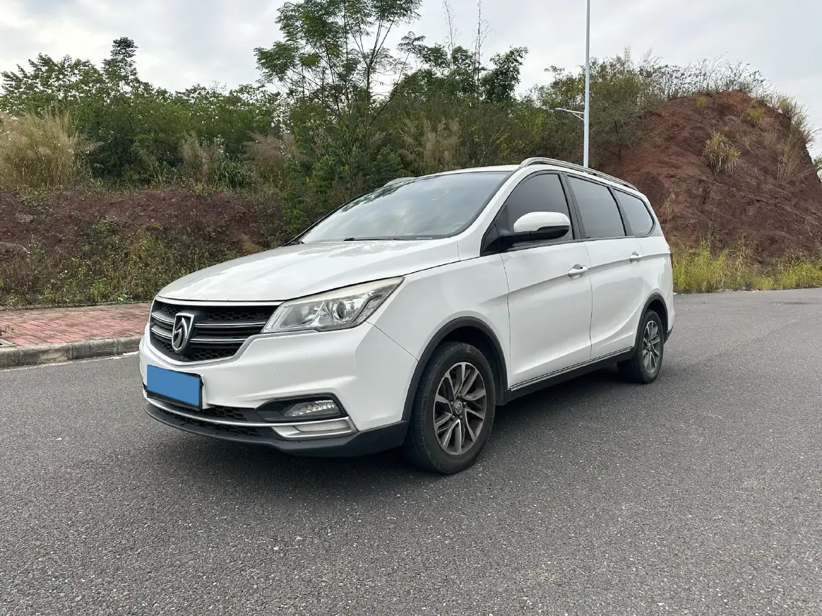 2019 BaoJun 730 1.5L 112HP L4 6MT