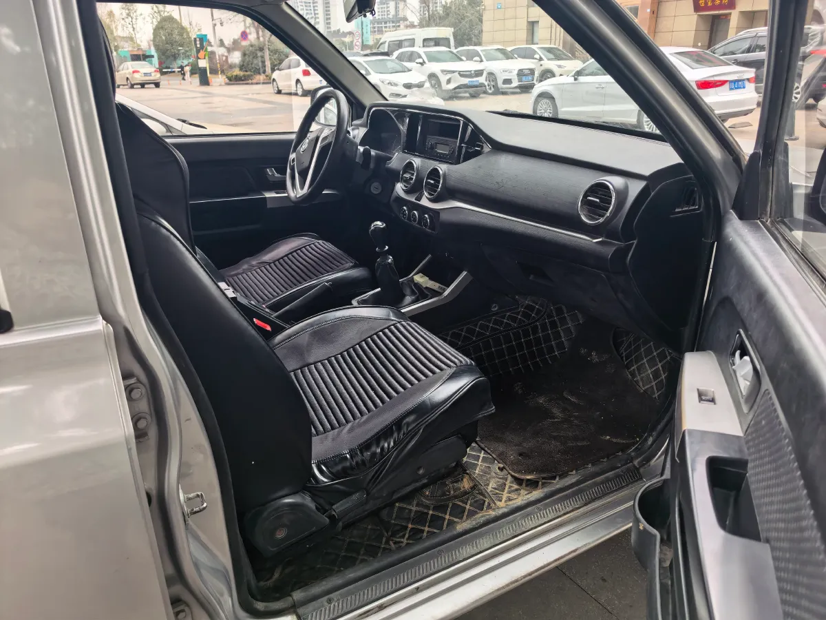 2018 Dongfeng RuiQi 2.5T 140HP L4 6MT,autocango,china used car exporter,china ev exporter,chinese used car exporter,chinese used ev exporter