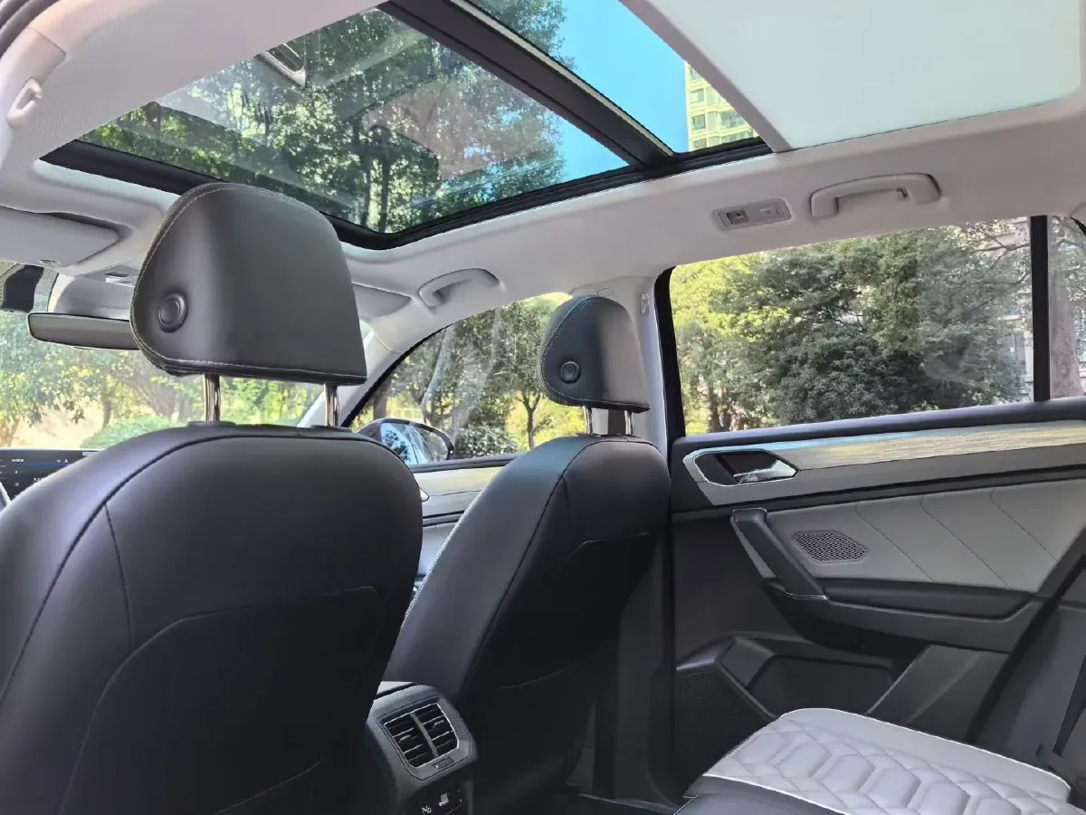 2024 Volkswagen Tayron 2.0T 186HP L4 7DCT,autocango,china used car exporter,china ev exporter,chinese used car exporter,chinese used ev exporter