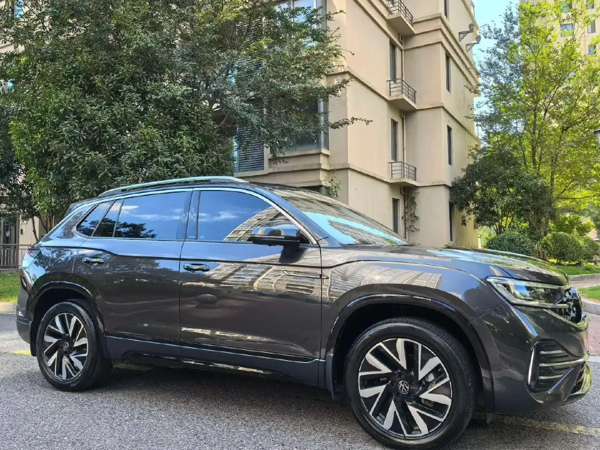 2024 Volkswagen Tayron 2.0T 186HP L4 7DCT,autocango,china used car exporter,china ev exporter,chinese used car exporter,chinese used ev exporter