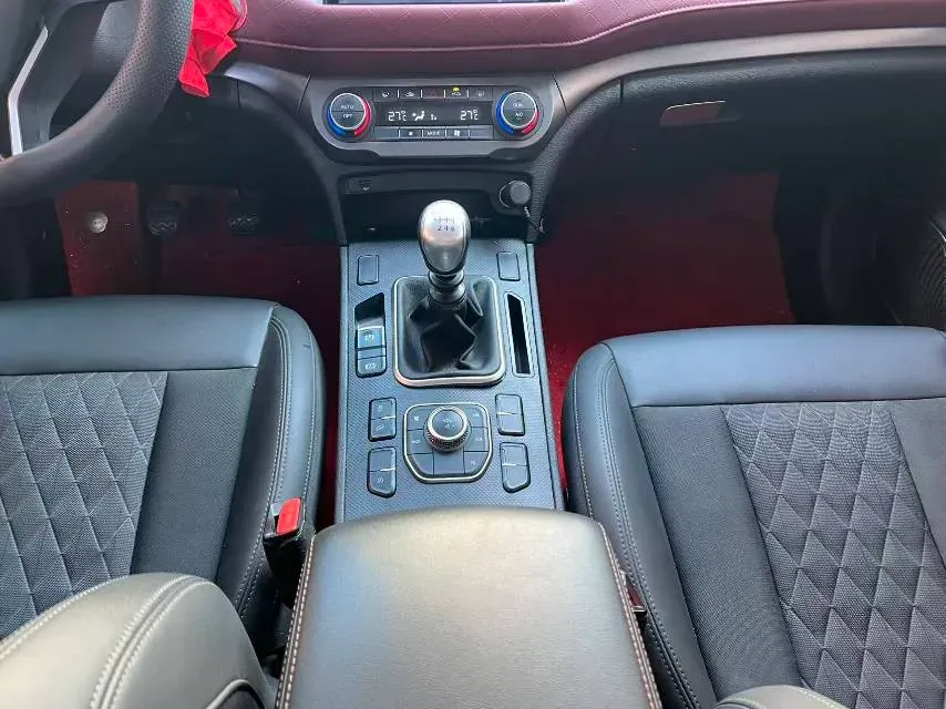 2020 Haval H6 Coupe 1.5T 150HP L4 6MT,autocango,china used car exporter,china ev exporter,chinese used car exporter,chinese used ev exporter