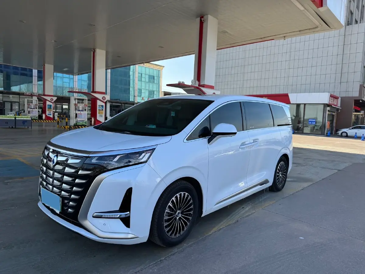 2022 Mercedes-Benz GLC Class 2.0T 197HP L4 9AT