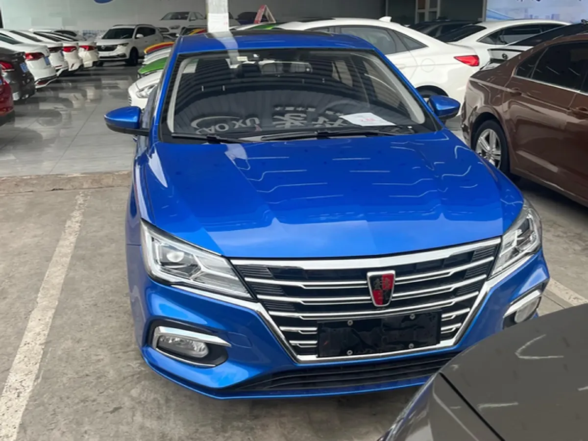 2020 Roewe i5 1.5L 120HP L4 5MT,autocango,china used car exporter,china ev exporter,chinese used car exporter,chinese used ev exporter