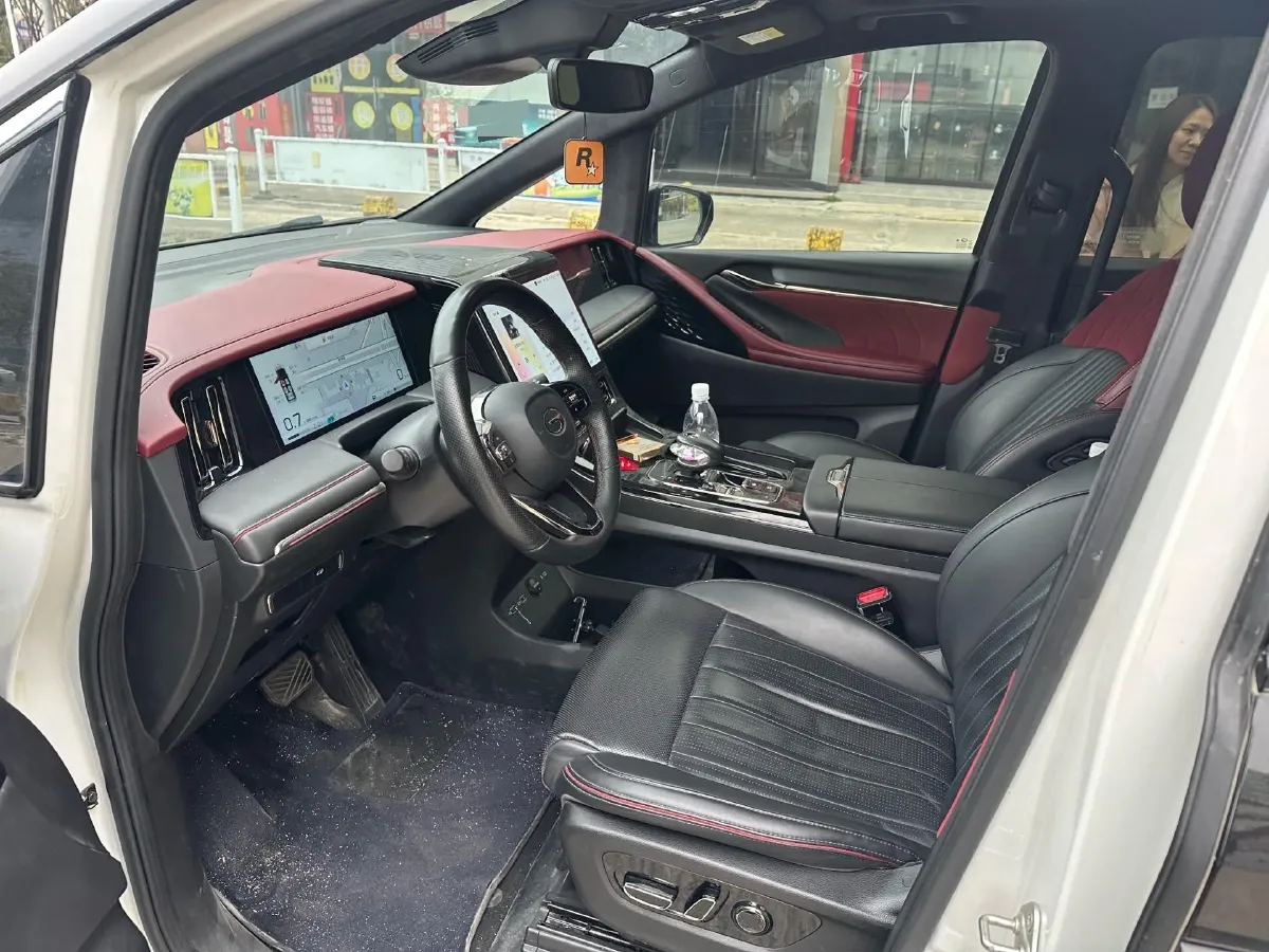 2023 GAC Trumpchi M8 2.0T 252HP L4 8AT,autocango,china used car exporter,china ev exporter,chinese used car exporter,chinese used ev exporter