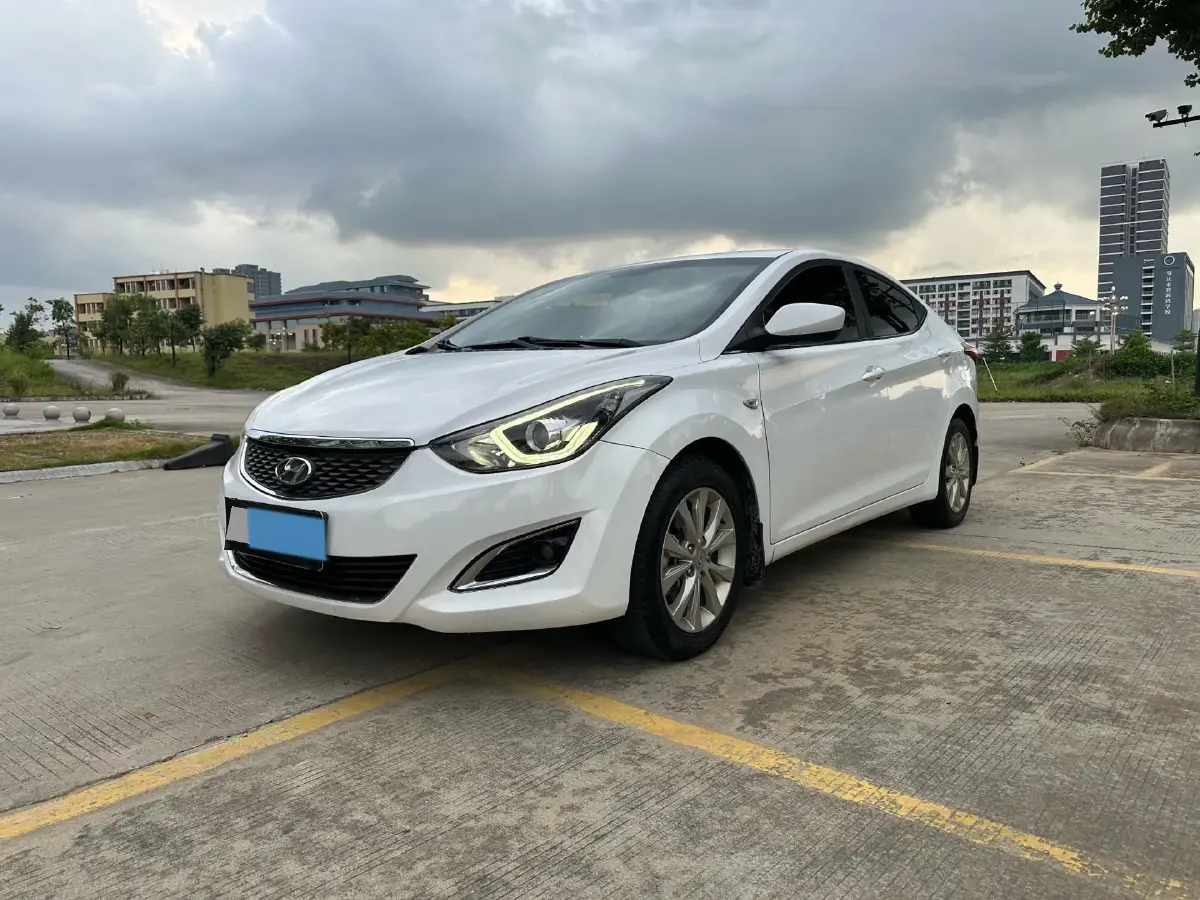 2016 Hyundai Elantra 1.6L 128HP L4 6AT