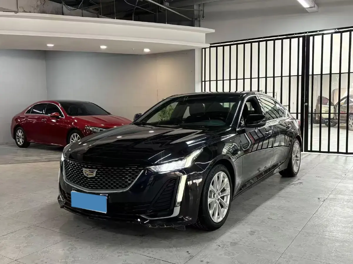 2021 Cadillac CT5 2.0T 237HP L4 10AT