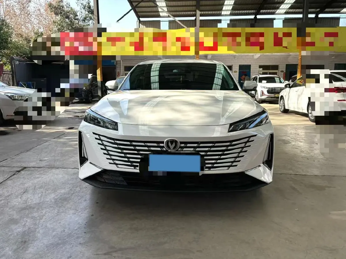 2025 ChangAn Eado 1.5T 192HP L4 7DCT,autocango,china used car exporter,china ev exporter,chinese used car exporter,chinese used ev exporter