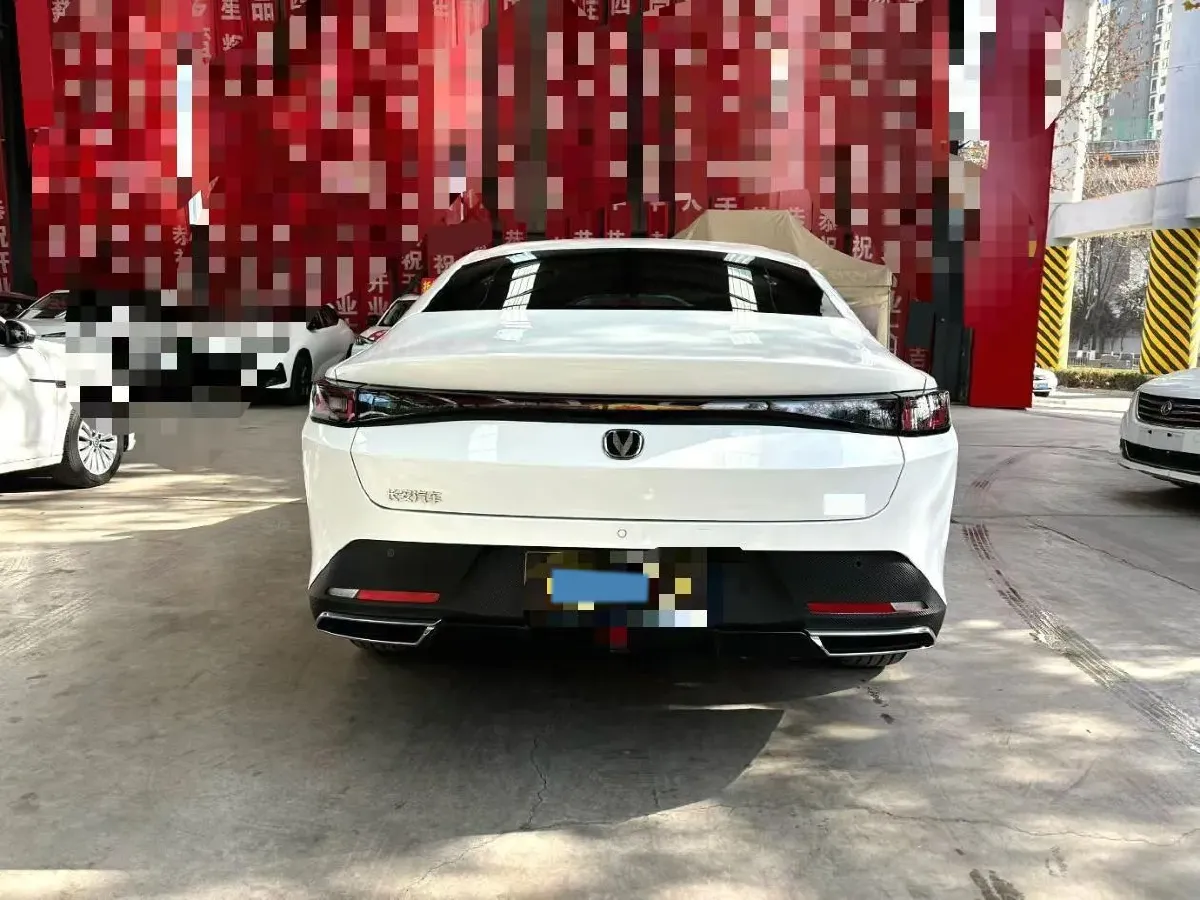 2025 ChangAn Eado 1.5T 192HP L4 7DCT,autocango,china used car exporter,china ev exporter,chinese used car exporter,chinese used ev exporter