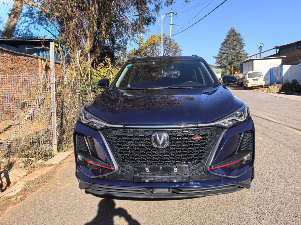 2020 ChangAn CS75 Plus 1.5T 178HP L4 6AT,autocango,china used car exporter,china ev exporter,chinese used car exporter,chinese used ev exporter