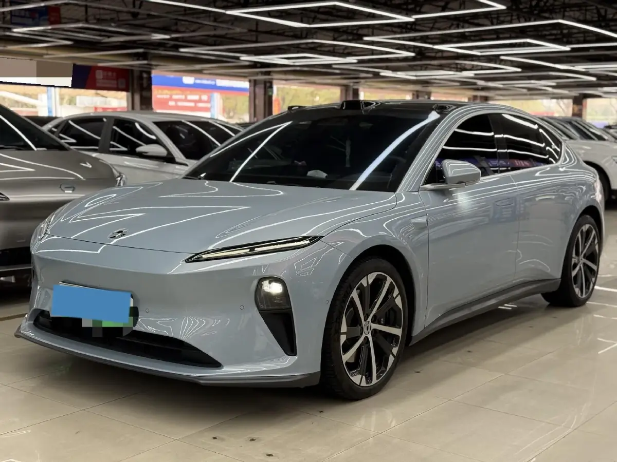 2024 NIO ET5 BEV 75KWH