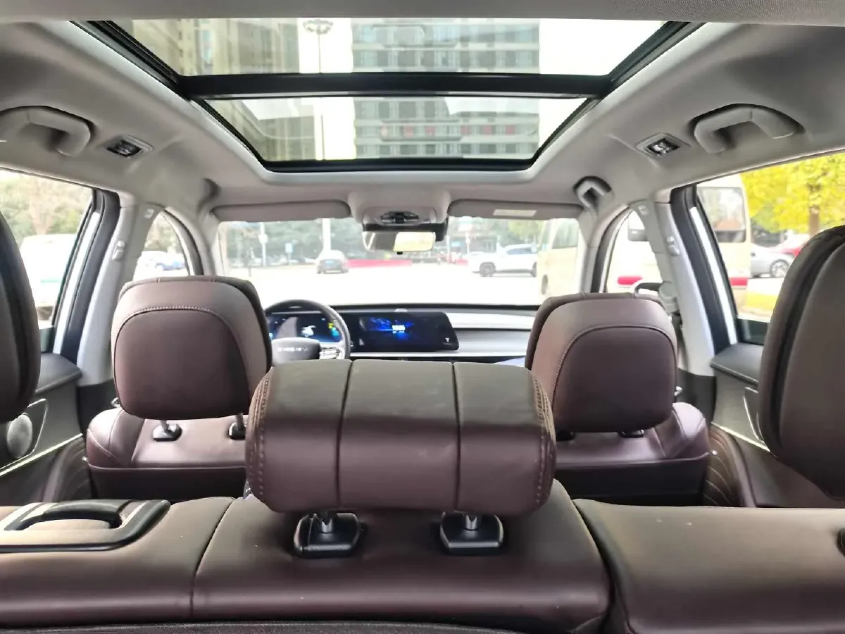 2024 Chery Tiggo 8 PRO 2.0T 254HP L4 7DCT,autocango,china used car exporter,china ev exporter,chinese used car exporter,chinese used ev exporter