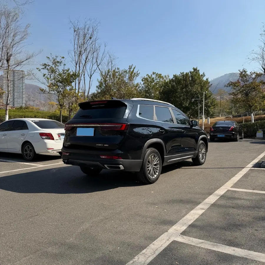 2023 Jetour X90 Plus 1.5T 156HP L4 6MT,autocango,china used car exporter,china ev exporter,chinese used car exporter,chinese used ev exporter