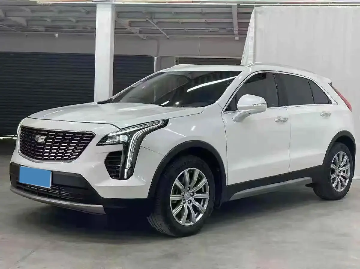 2020 Cadillac XT4 2.0T 241HP L4 9AT