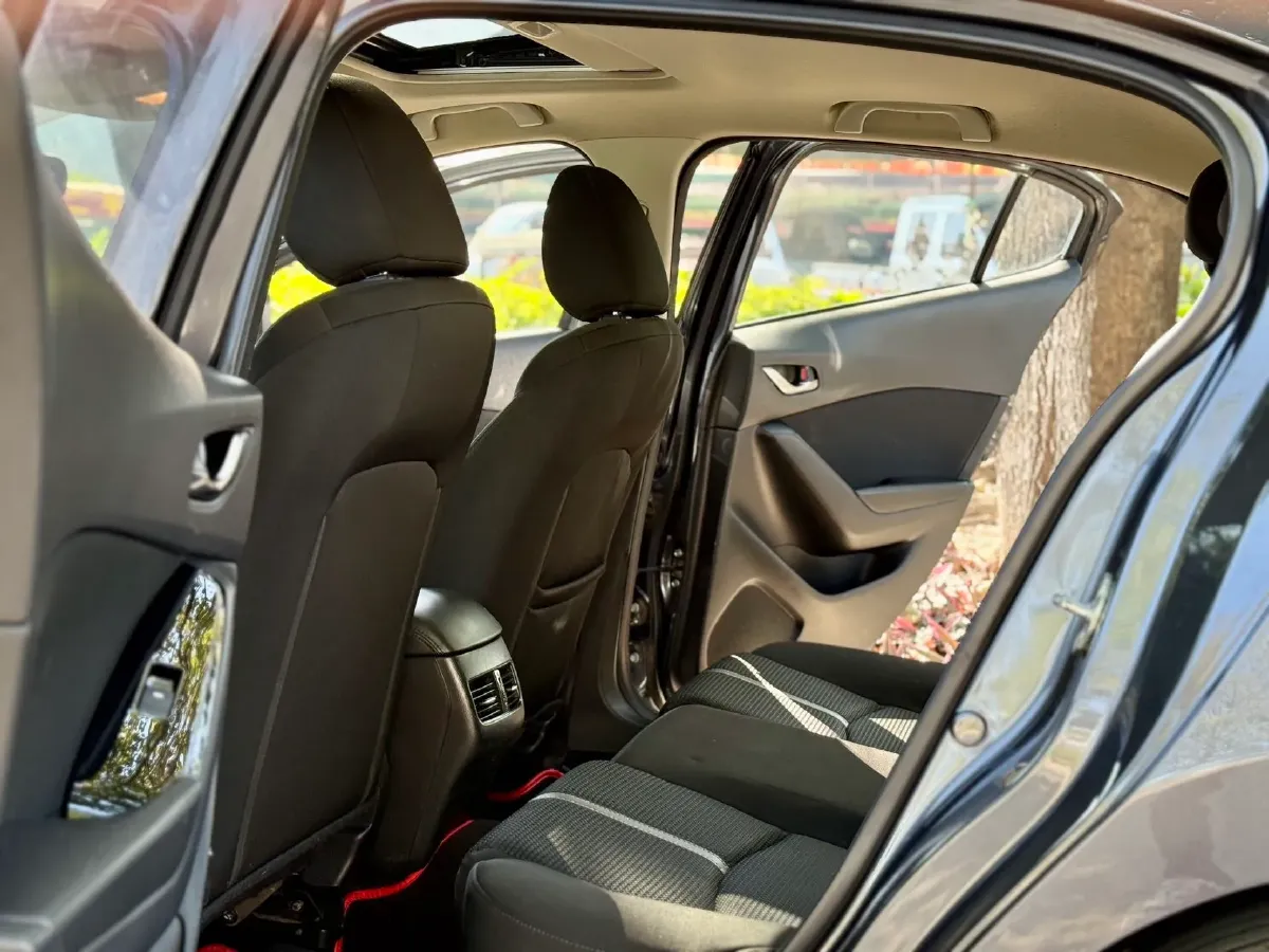 2017 Mazda 3 Axela 2.0L 158HP L4 6AT,autocango,china used car exporter,china ev exporter,chinese used car exporter,chinese used ev exporter