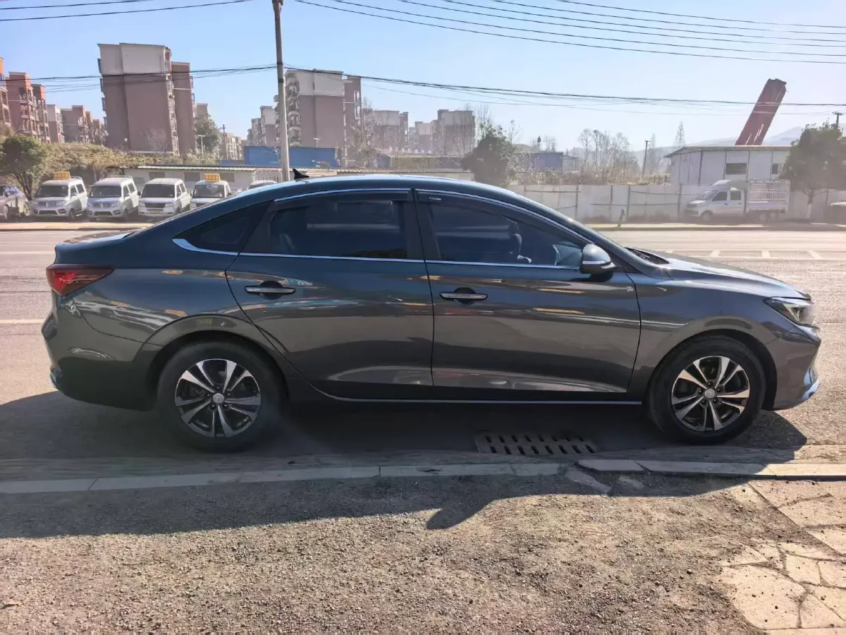 2021 ChangAn Eado 1.6L 128HP L4 5MT,autocango,china used car exporter,china ev exporter,chinese used car exporter,chinese used ev exporter