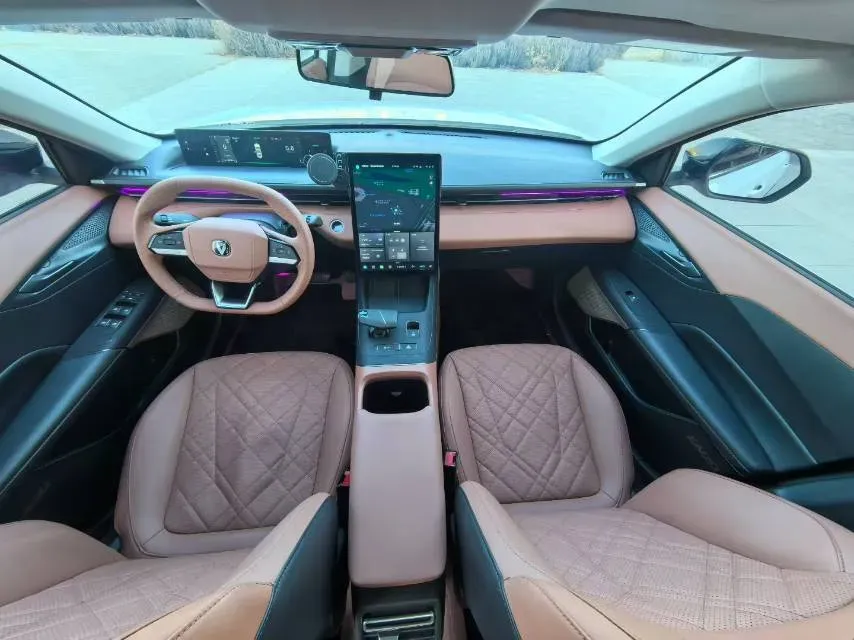 2025 ChangAn Eado 1.5T 192HP L4 7DCT,autocango,china used car exporter,china ev exporter,chinese used car exporter,chinese used ev exporter