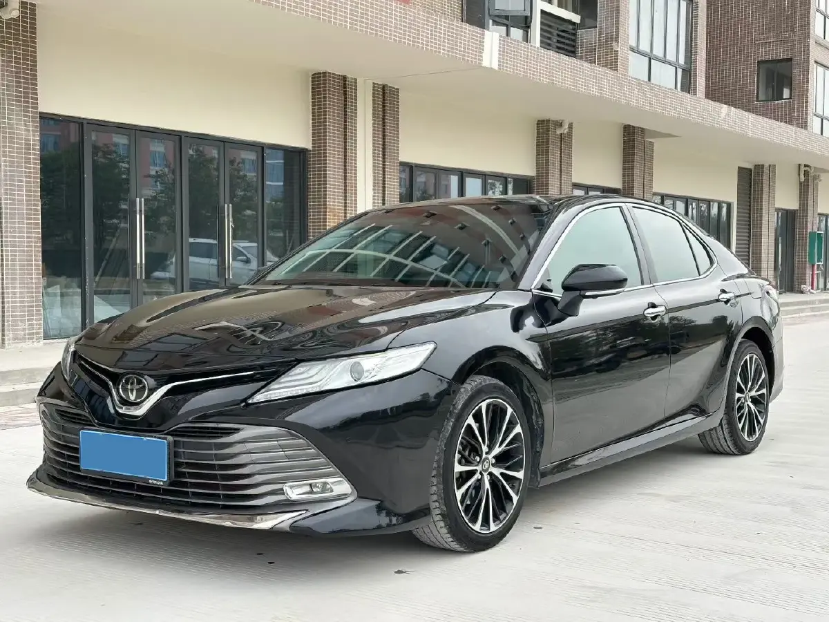 2019 Toyota Camry 2.0L 178HP L4 CVT