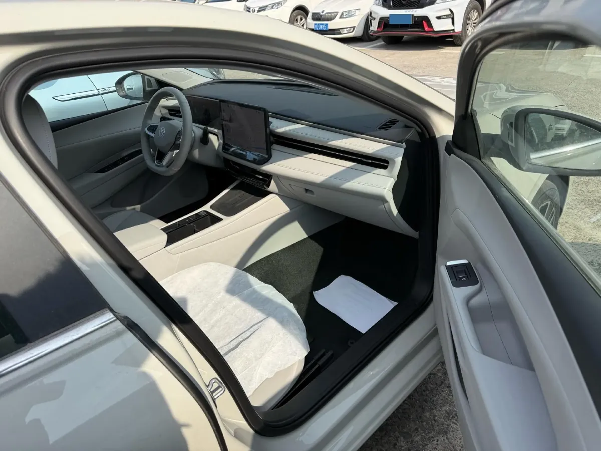 2026 Volkswagen Lavida 1.5T 160HP L4 7DCT,autocango,china used car exporter,china ev exporter,chinese used car exporter,chinese used ev exporter