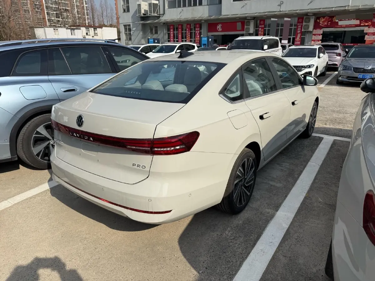 2026 Volkswagen Lavida 1.5T 160HP L4 7DCT,autocango,china used car exporter,china ev exporter,chinese used car exporter,chinese used ev exporter