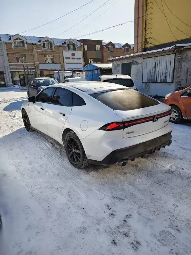 2023 ChangAn UNI-V iDD 1.5T 170HP L4 6TCT PHEV 18.4KWH,autocango,china used car exporter,china ev exporter,chinese used car exporter,chinese used ev exporter