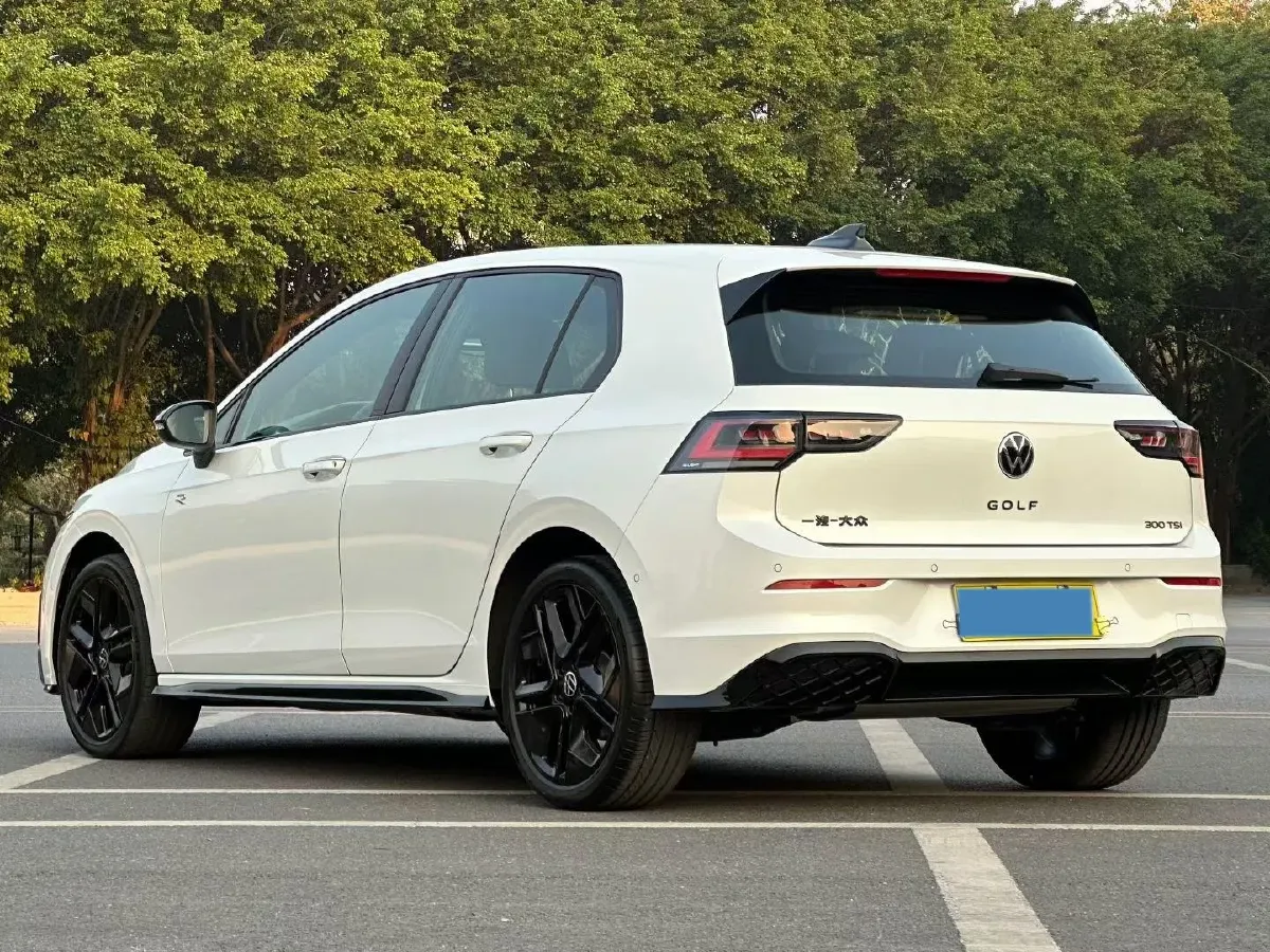 2025 Volkswagen Golf 1.5T 160HP L4 7DCT,autocango,china used car exporter,china ev exporter,chinese used car exporter,chinese used ev exporter