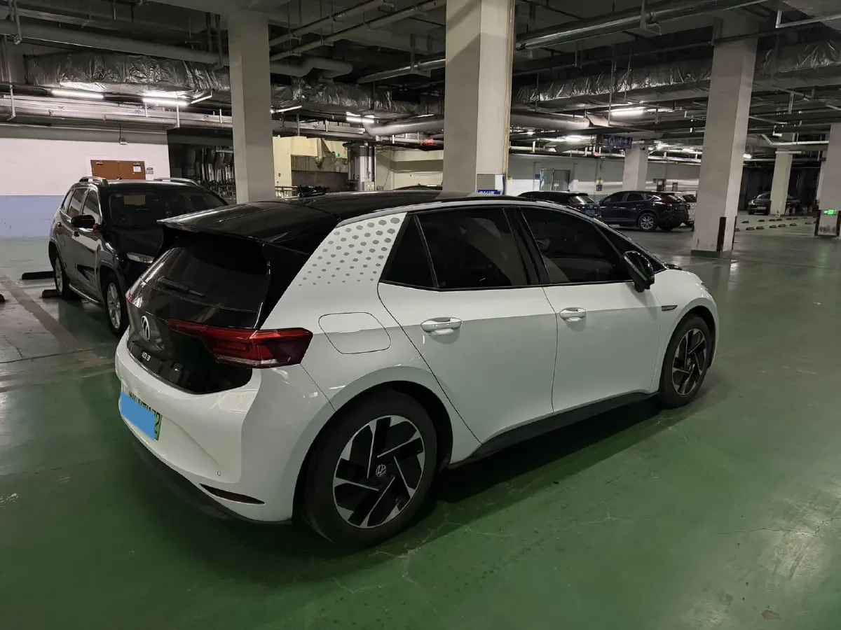 2023 Volkswagen ID.3 BEV 52.8KWH,autocango,china used car exporter,china ev exporter,chinese used car exporter,chinese used ev exporter