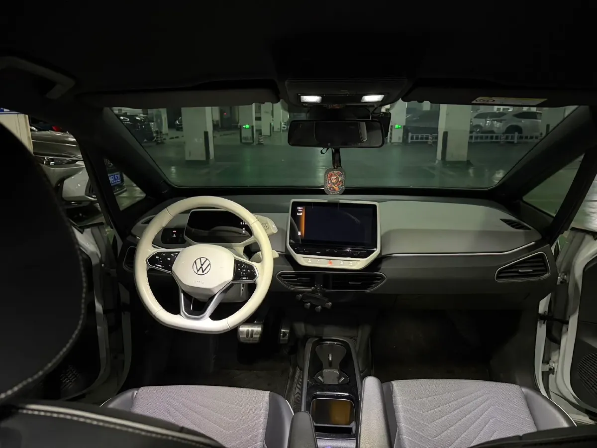 2023 Volkswagen ID.3 BEV 52.8KWH,autocango,china used car exporter,china ev exporter,chinese used car exporter,chinese used ev exporter