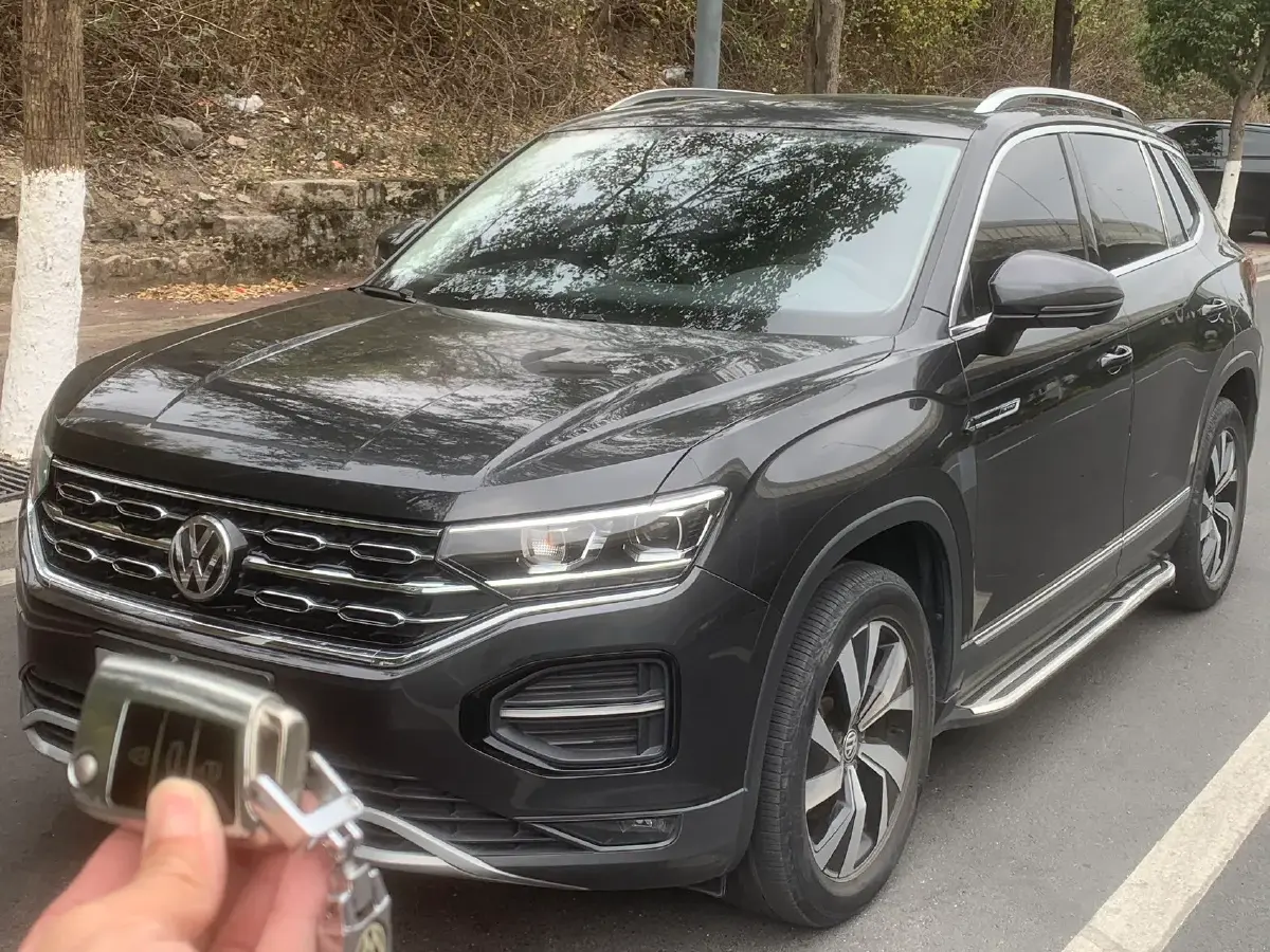 2021 Volkswagen Tayron 2.0T 186HP L4 7DCT