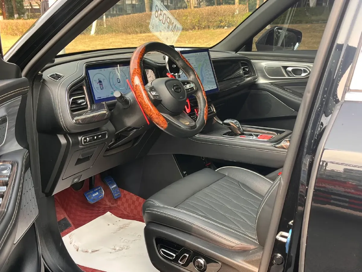 2024 GAC Trumpchi GS8 2.0T 252HP L4 8AT,autocango,china used car exporter,china ev exporter,chinese used car exporter,chinese used ev exporter