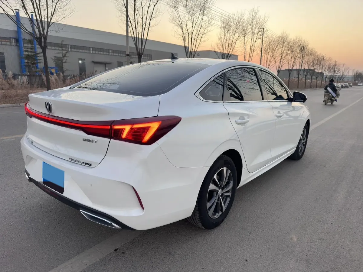 2024 ChangAn Eado 1.4T 160HP L4 7DCT,autocango,china used car exporter,china ev exporter,chinese used car exporter,chinese used ev exporter