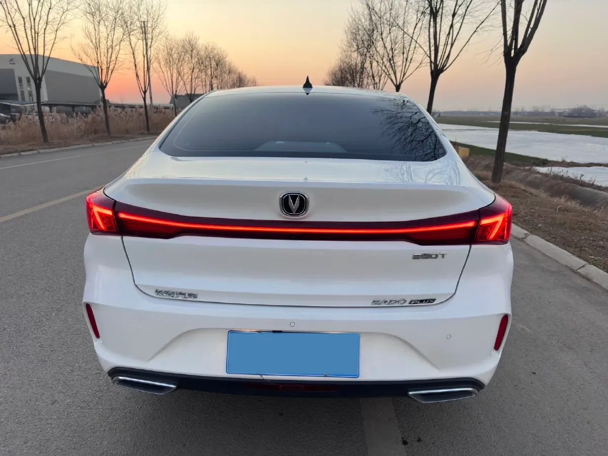 2024 ChangAn Eado 1.4T 160HP L4 7DCT,autocango,china used car exporter,china ev exporter,chinese used car exporter,chinese used ev exporter