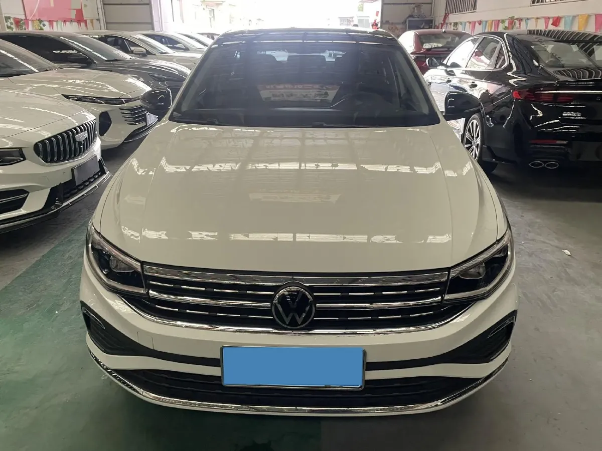 2025 Volkswagen Bora 1.2T 116HP L4 7DCT,autocango,china used car exporter,china ev exporter,chinese used car exporter,chinese used ev exporter