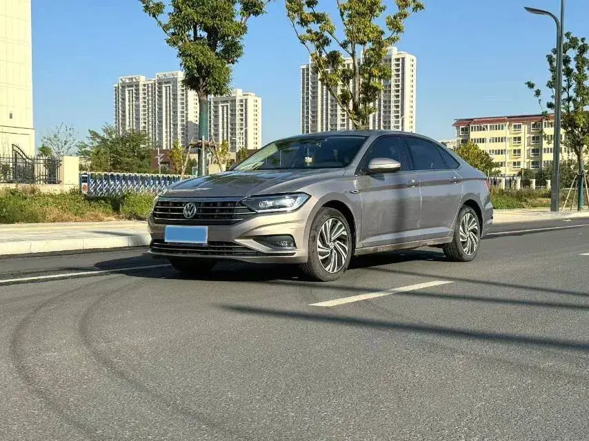 2021 Volkswagen Sagitar 1.4T 150HP L4 7DCT