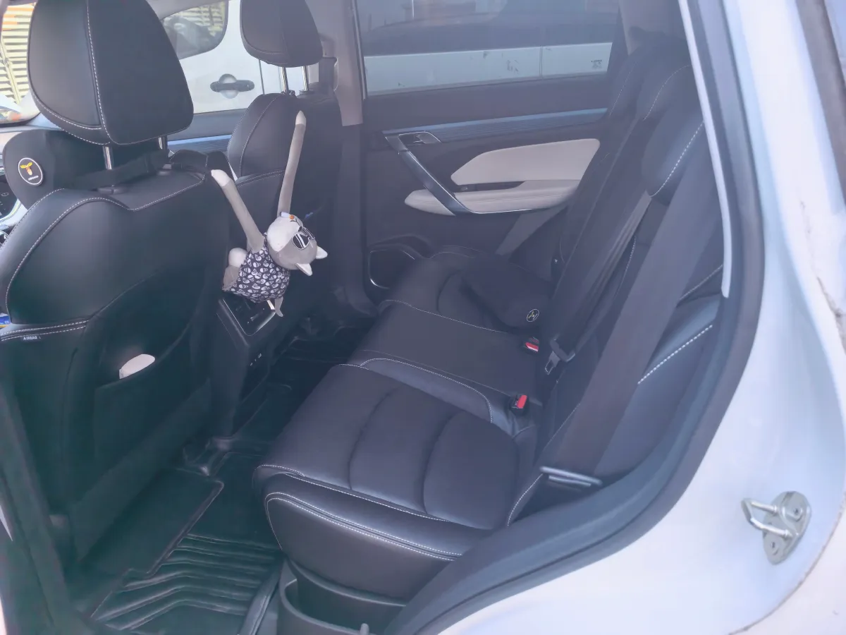 2022 Geely Azkarra 1.8T 184HP L4 7DCT,autocango,china used car exporter,china ev exporter,chinese used car exporter,chinese used ev exporter