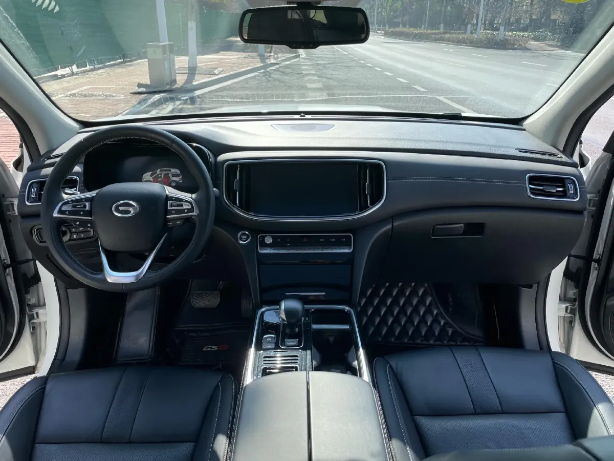 2019 GAC Trumpchi GS8 2.0T 252HP L4 6AT,autocango,china used car exporter,china ev exporter,chinese used car exporter,chinese used ev exporter