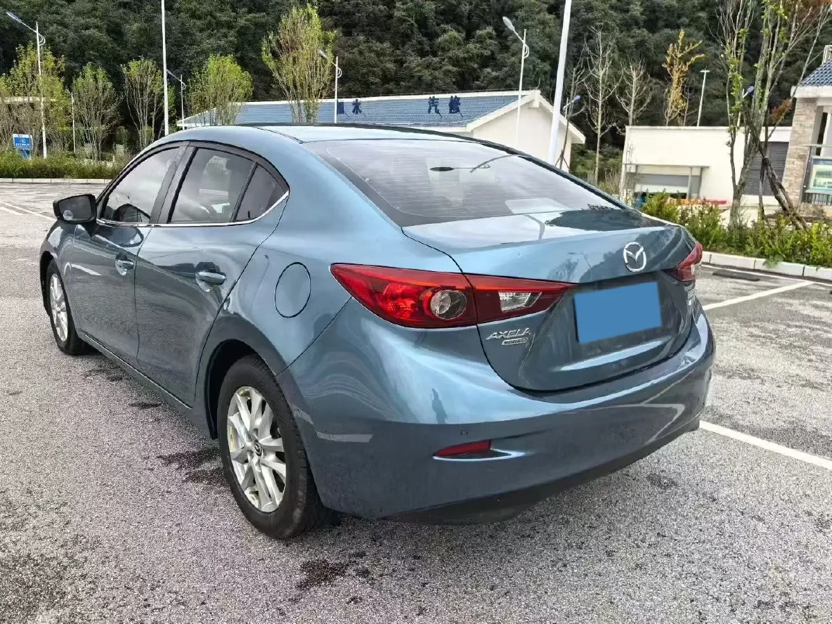 2017 Landwind X8 2.0T 122HP L4 5MT,autocango,china used car exporter,china ev exporter,chinese used car exporter,chinese used ev exporter