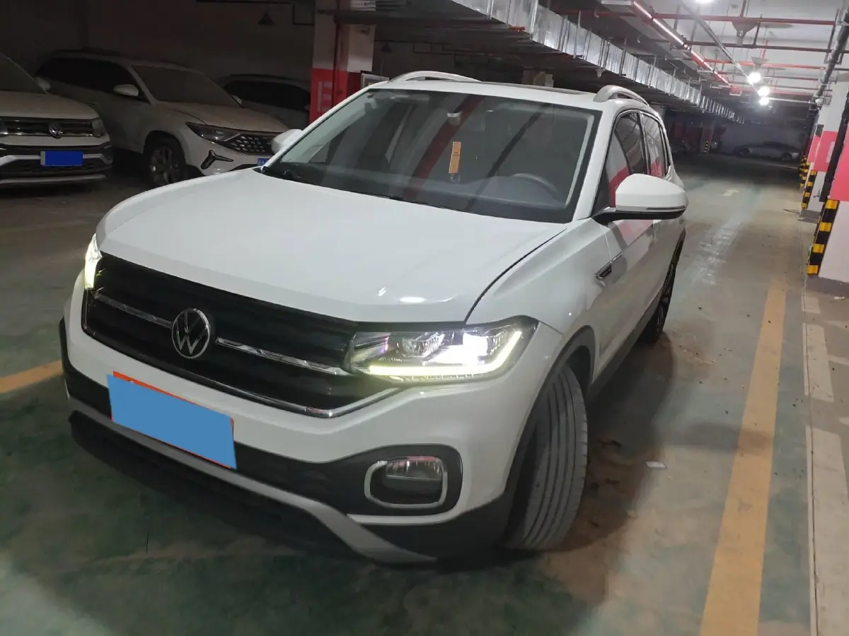 2021 Volkswagen Tacqua 1.5L 113HP L4 6AT