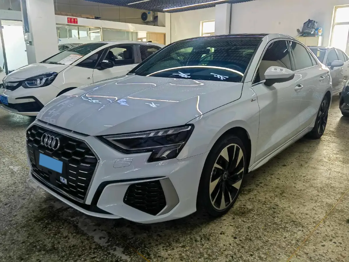 2022 Audi A3 1.4T 150HP L4 7DCT