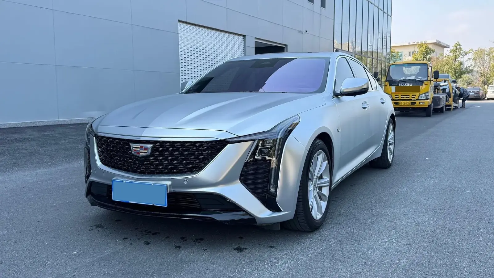 2024 Cadillac CT5 2.0T 237HP L4 10AT