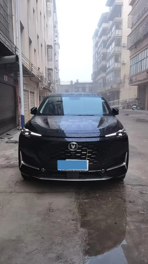 2021 ChangAn UNI-K 2.0T 233HP L4 8AT,autocango,china used car exporter,china ev exporter,chinese used car exporter,chinese used ev exporter